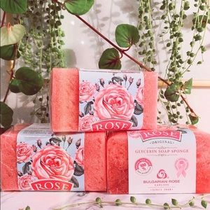 2 sponge rose soaps bundle